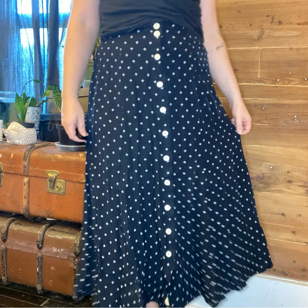 Vintage Button-down Skirt 🖤